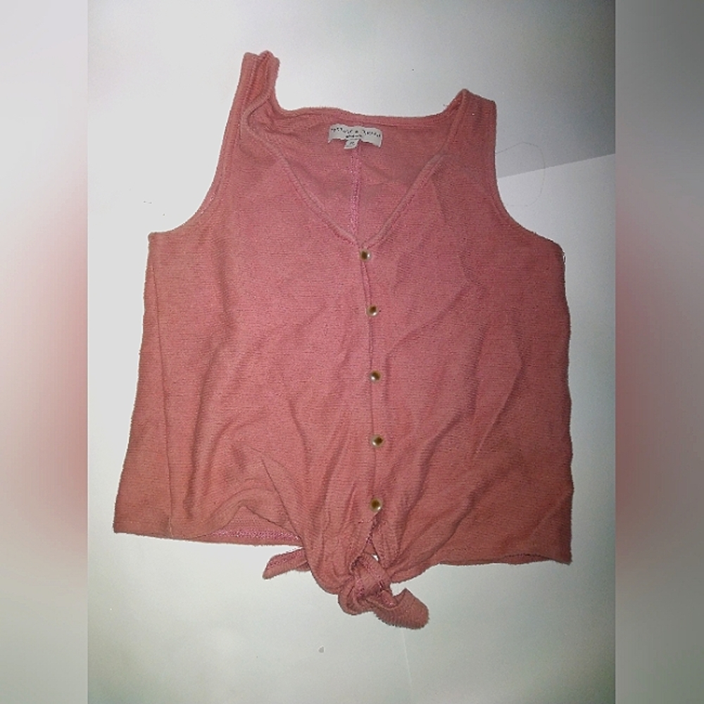 Vintage texture and thread madewell tank